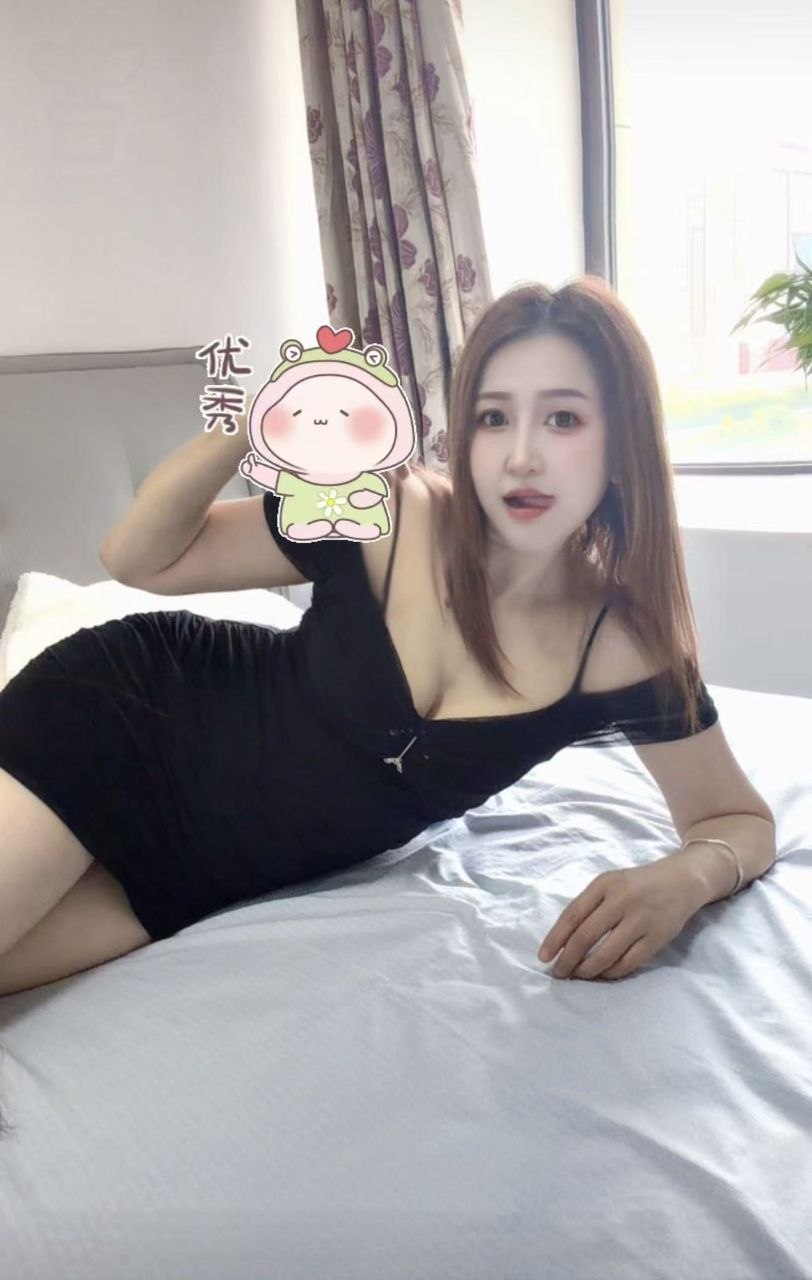 少妇、配合度高、制服诱惑、服务优
