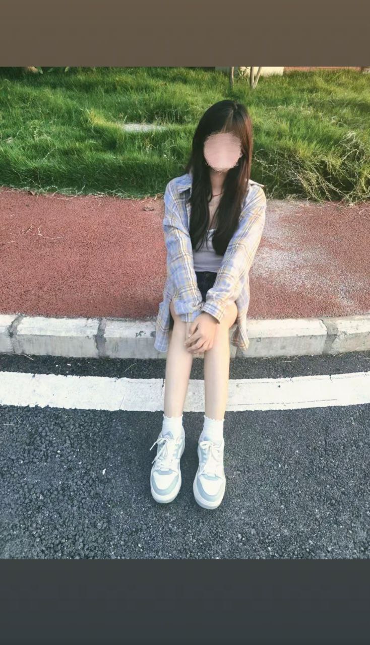 少女感、大长腿、御姐、态度好（四川省、成都市）资料图片第 1 张