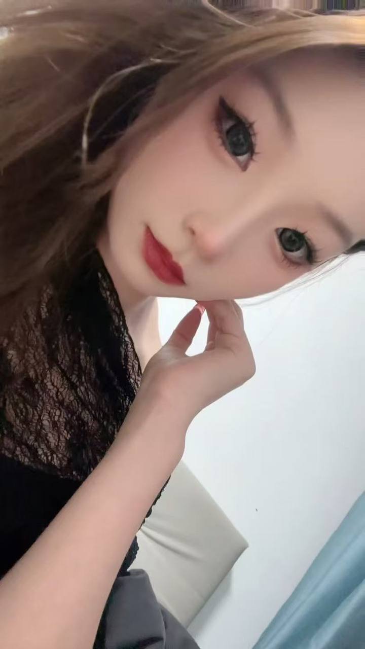 敏感体质、水多易喷、制服诱惑