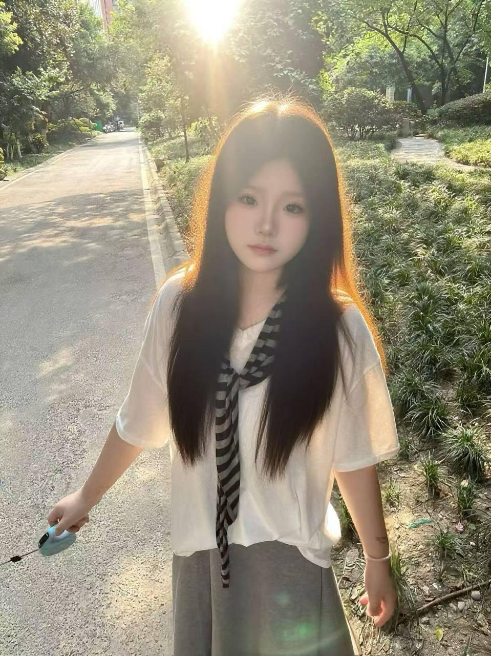 少女感、丰满、态度车、清纯
