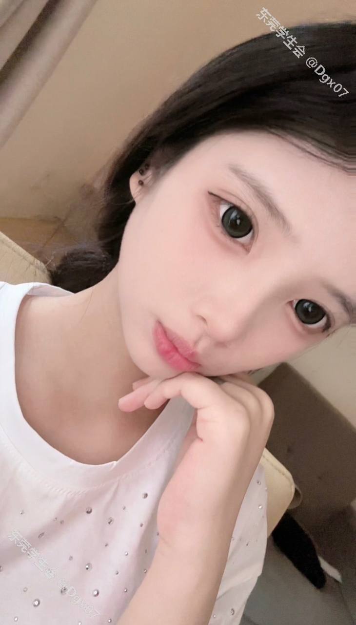 水多、活泼、女友感、丝袜诱惑