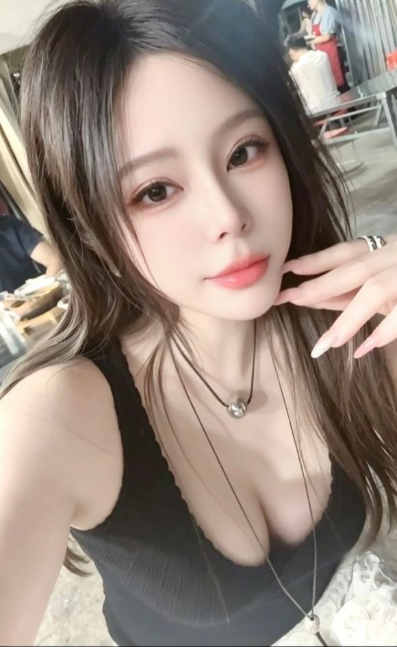 年轻火辣、胸围傲人、服务全面、情趣制服（河南省、郑州市）资料图片第 3 张