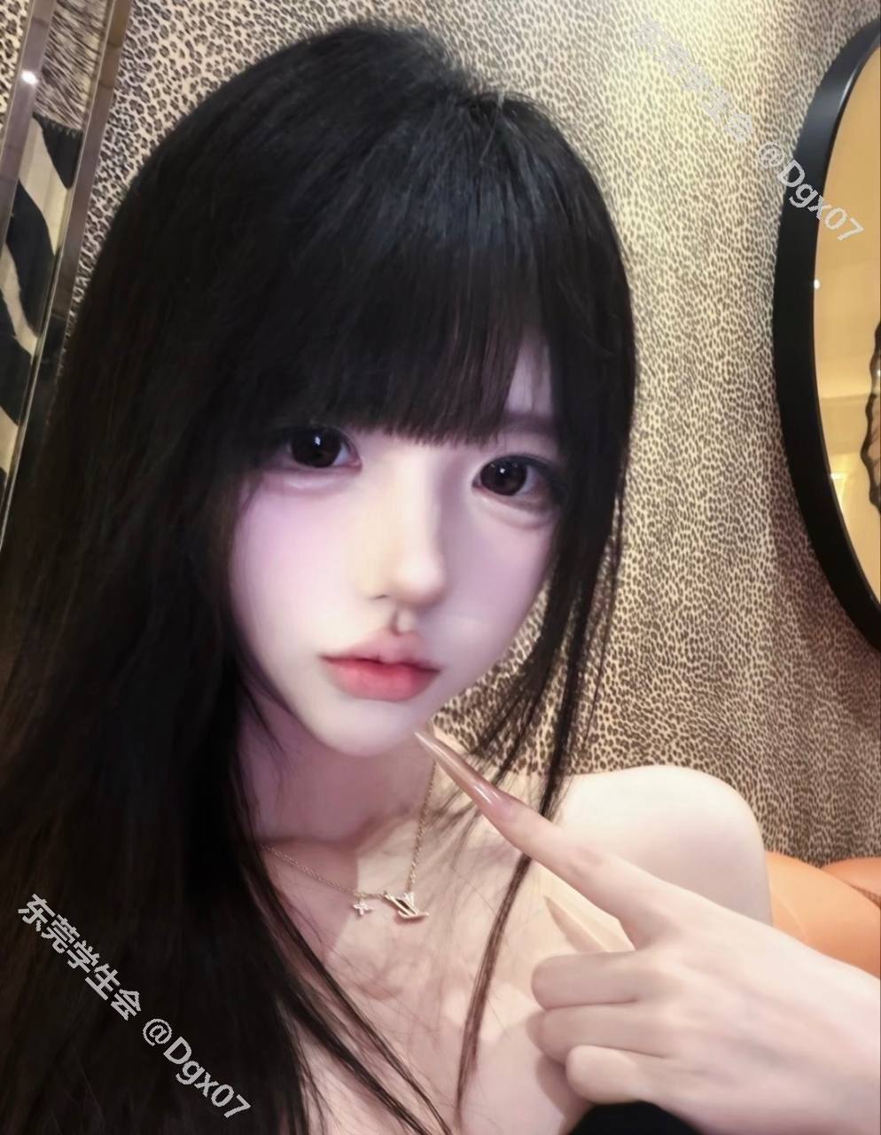 清纯可爱、高颜值、声音销魂