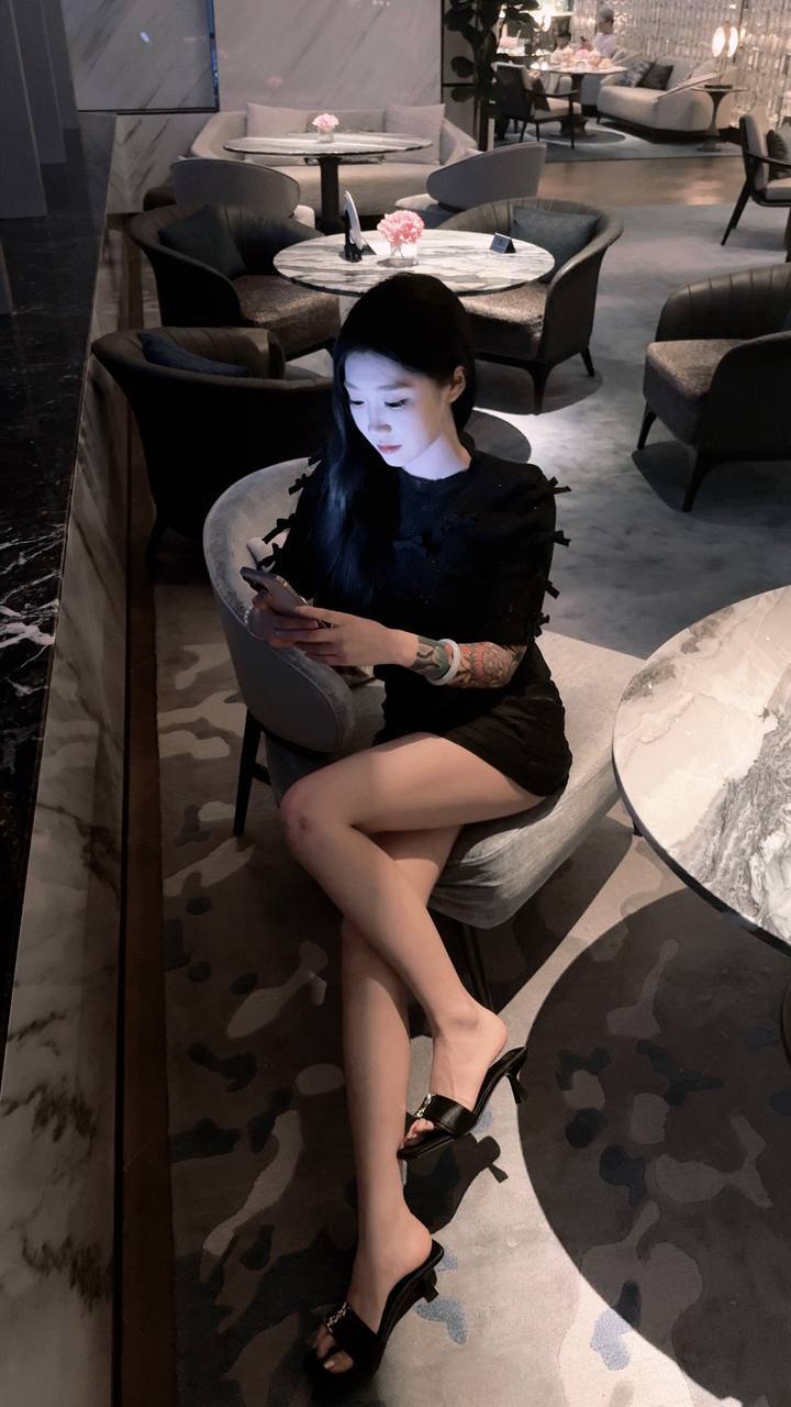 御姐、长腿、丝袜、女友感