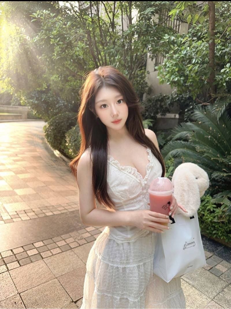 甜妹、前凸后翘、温柔乖巧、主动热情