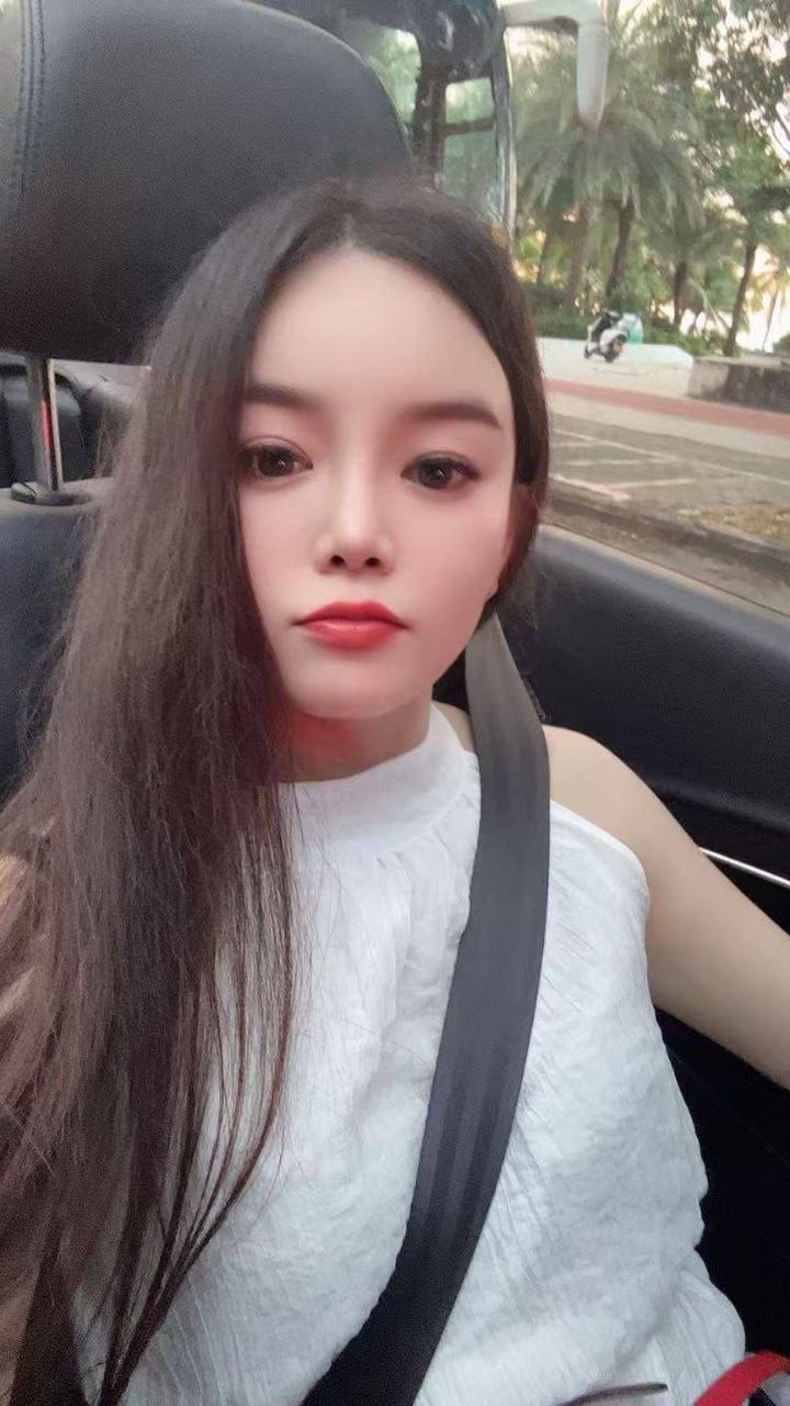 清纯、甜美、温柔