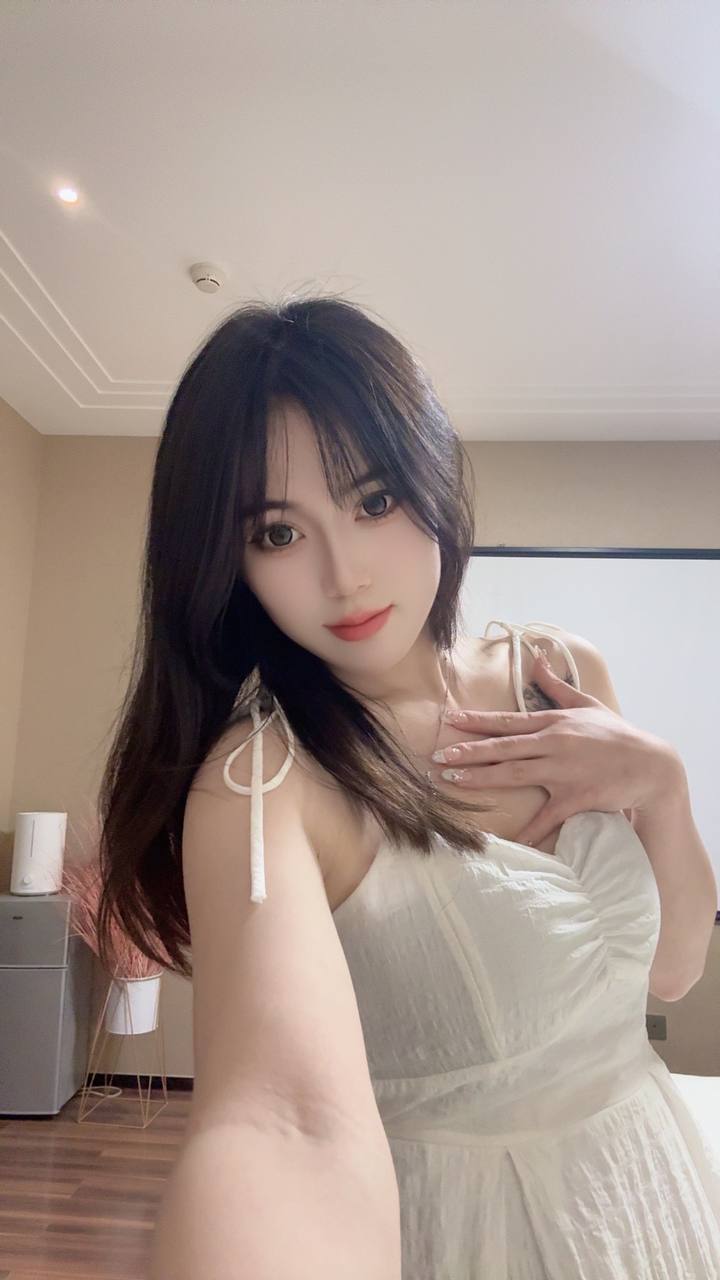 皮肤白、女友感、御姐