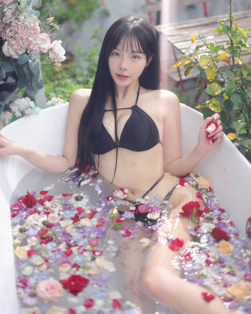 娇小玲珑、身材匀称、C胸、清纯（上海市、上海市）资料图片第 3 张