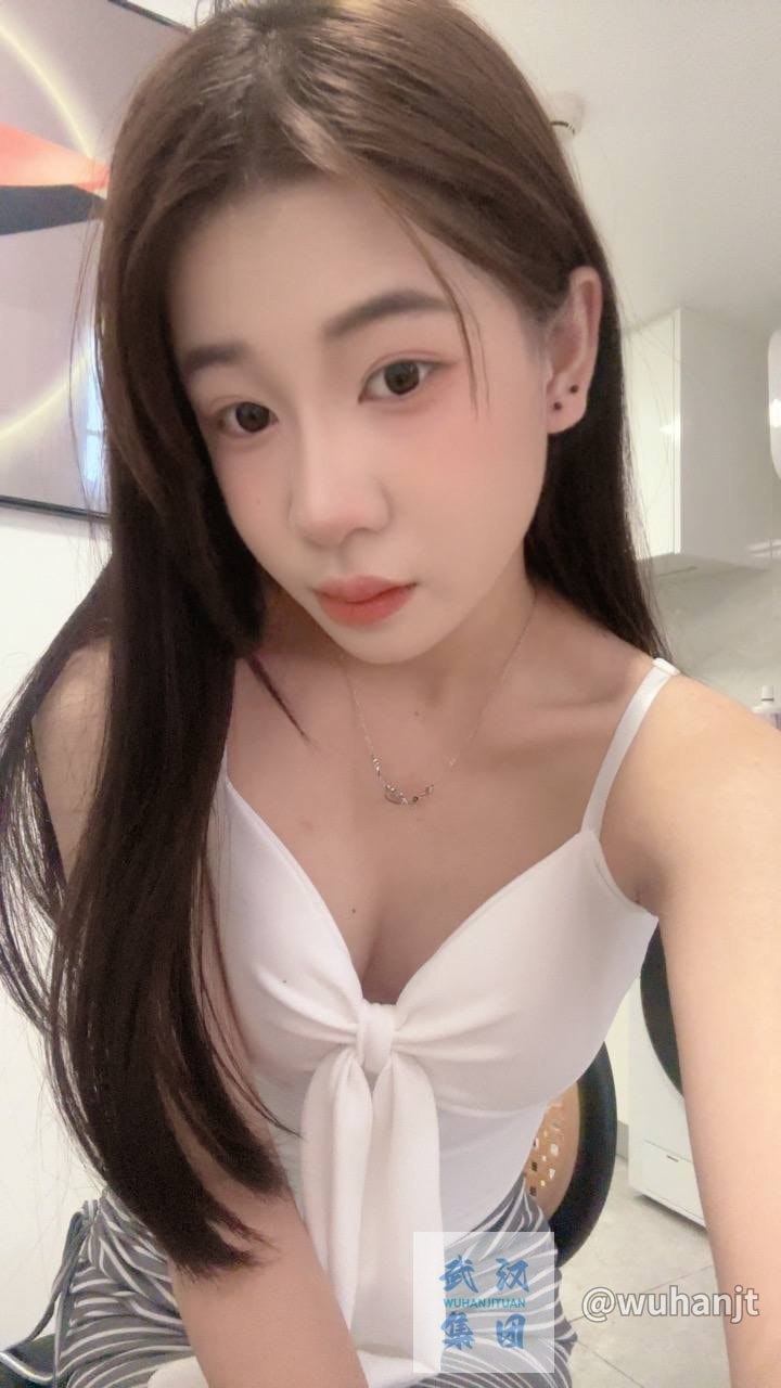 情趣制服、丝袜诱惑、清纯、皮肤白（武汉市、湖北省）资料图片第 7 张