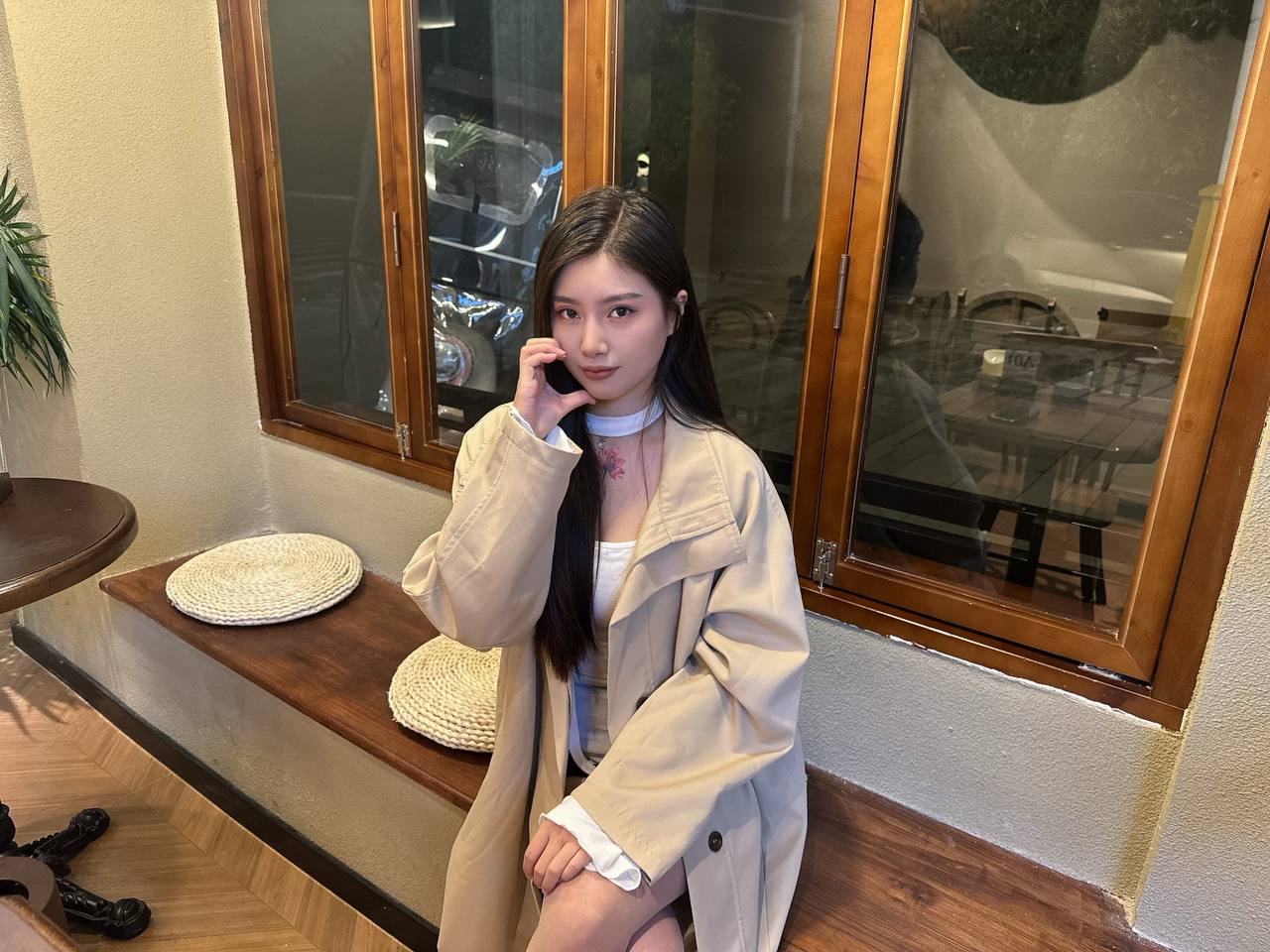 少女感、大长腿、丝袜、制服诱惑
