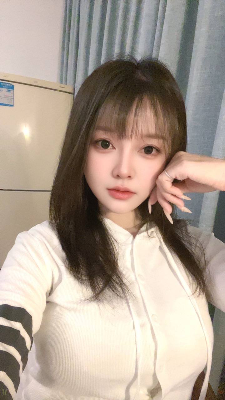 清纯、甜美、温柔