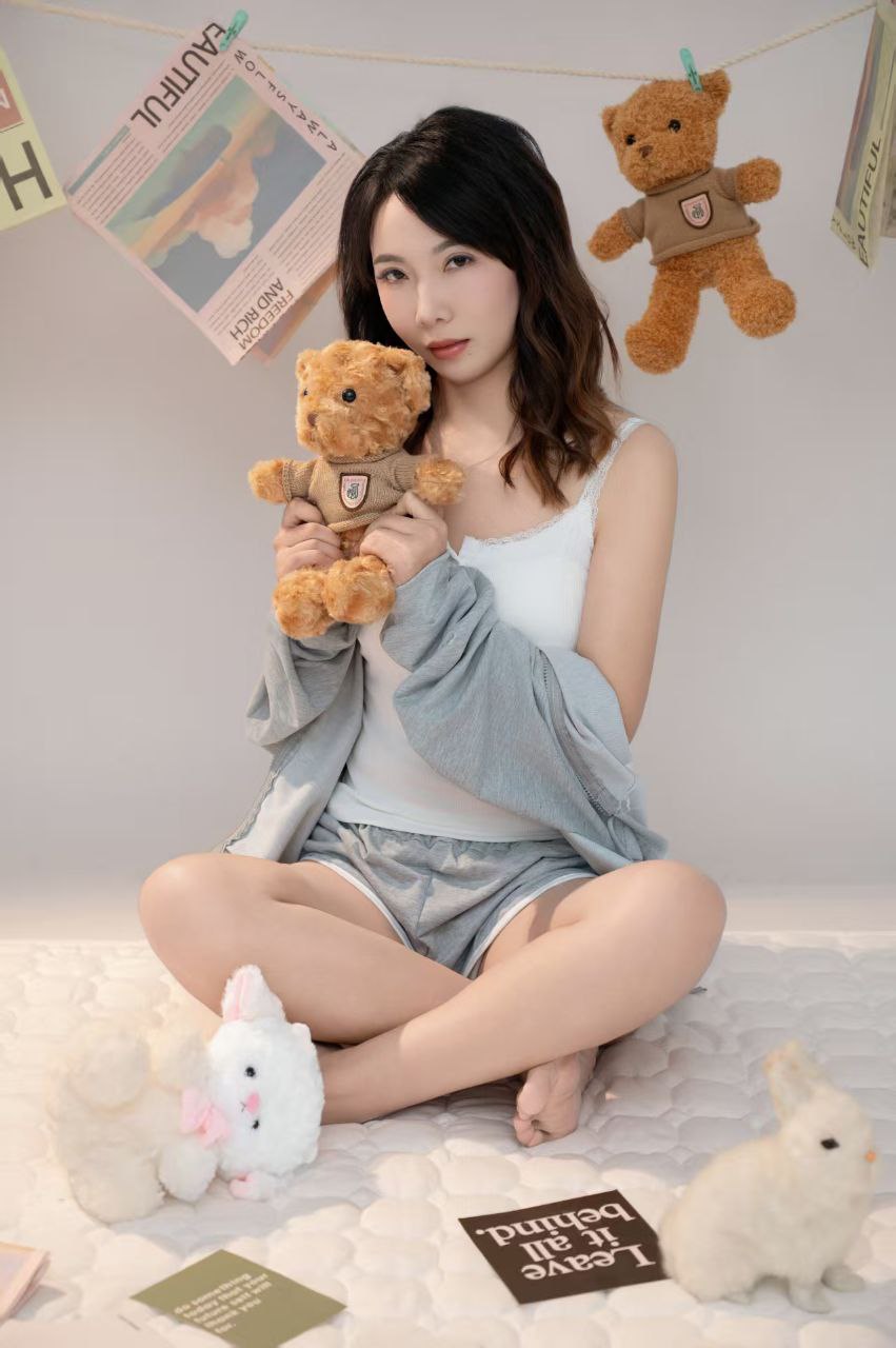 少妇、身材好、服务耐心、清纯（河南省、郑州市）资料图片第 2 张
