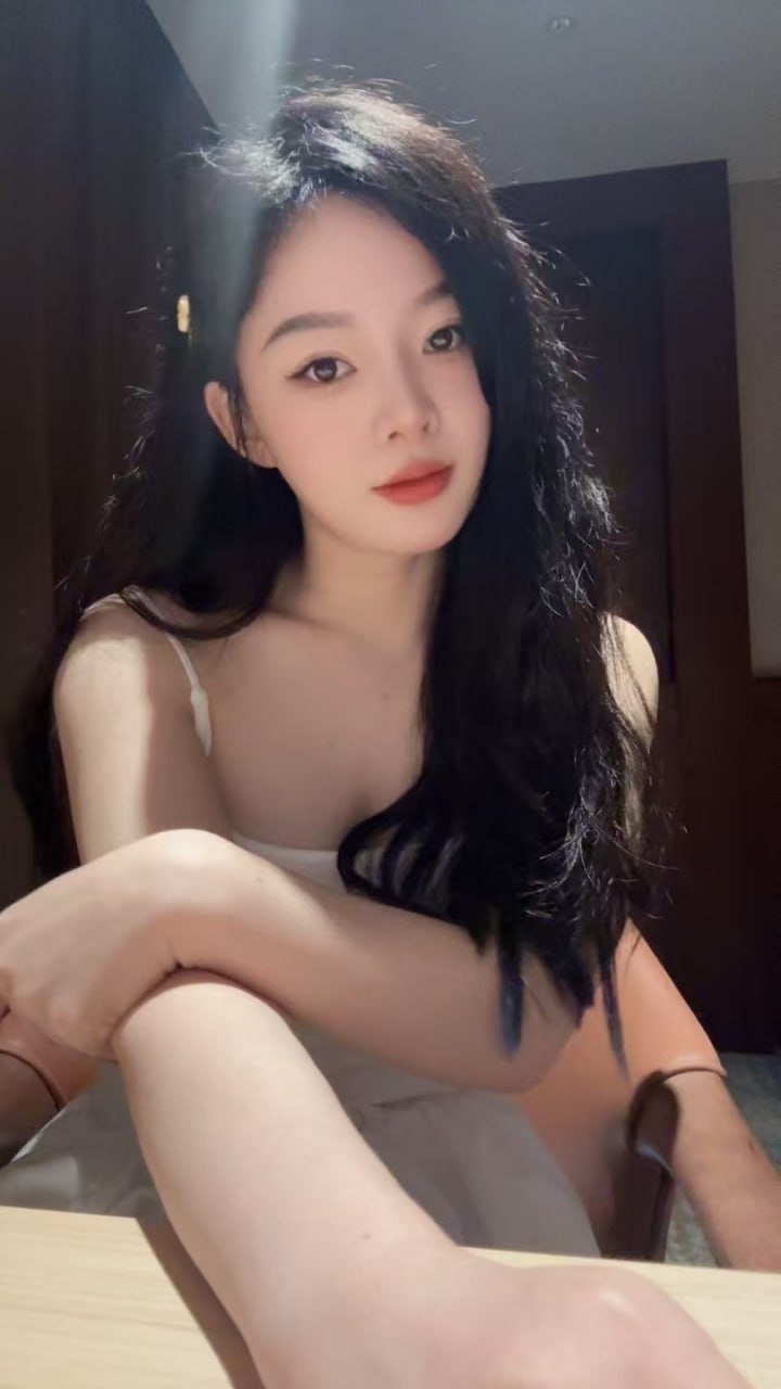 南方姑娘、舞蹈、丝袜情趣、清纯（内蒙古自治区、呼和浩特市）资料图片第 2 张