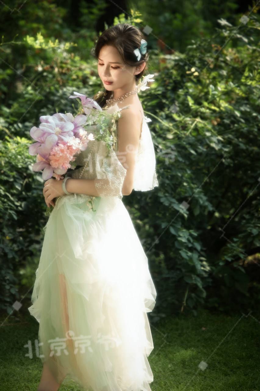 肤白貌美、性感可骚、制服诱惑、清纯（北京市、北京市）资料图片第 5 张