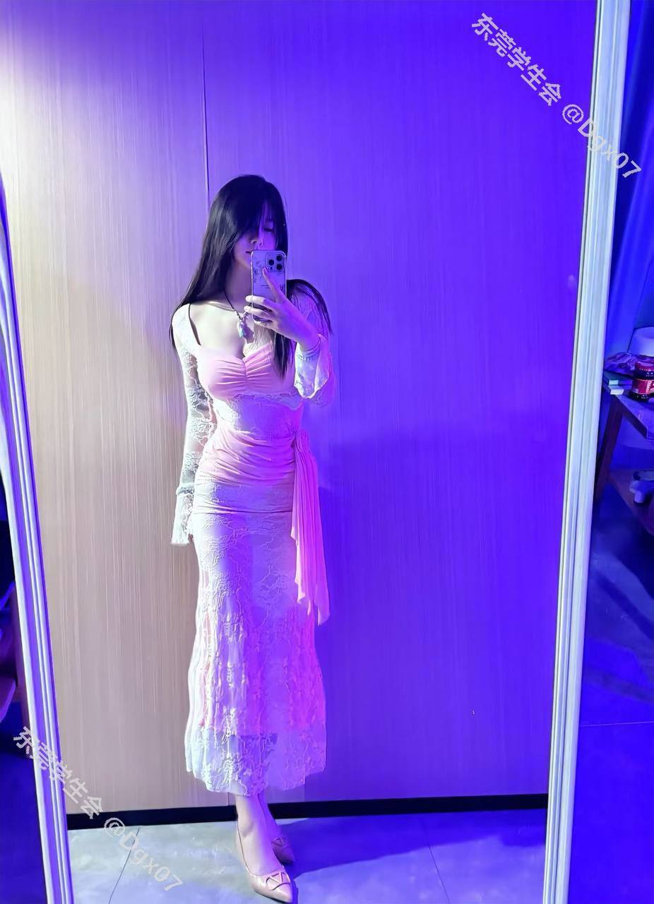 可69、身材高挑、皮肤白皙、制服风（东莞市、广东省）资料图片第 3 张